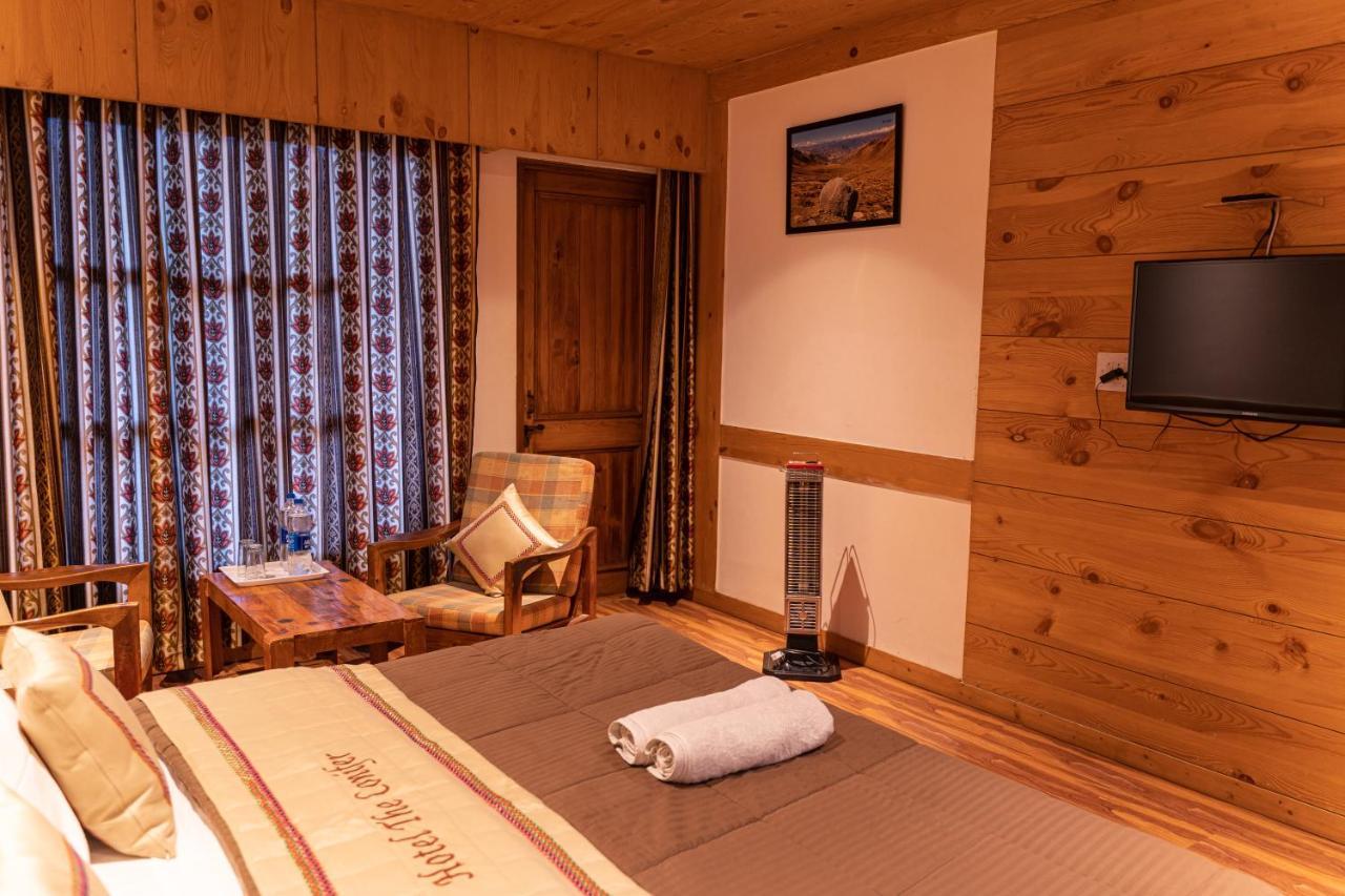 The Conifer Otel Manāli Dış mekan fotoğraf